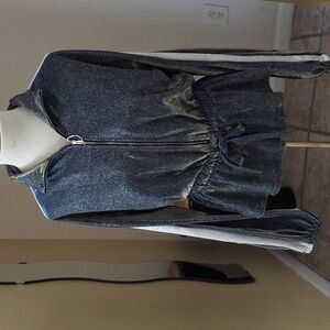 Like New OnTwelfth shimmering L/S pullover - Medium